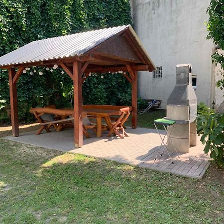 Holdfény apartman Siófok Exterior foto